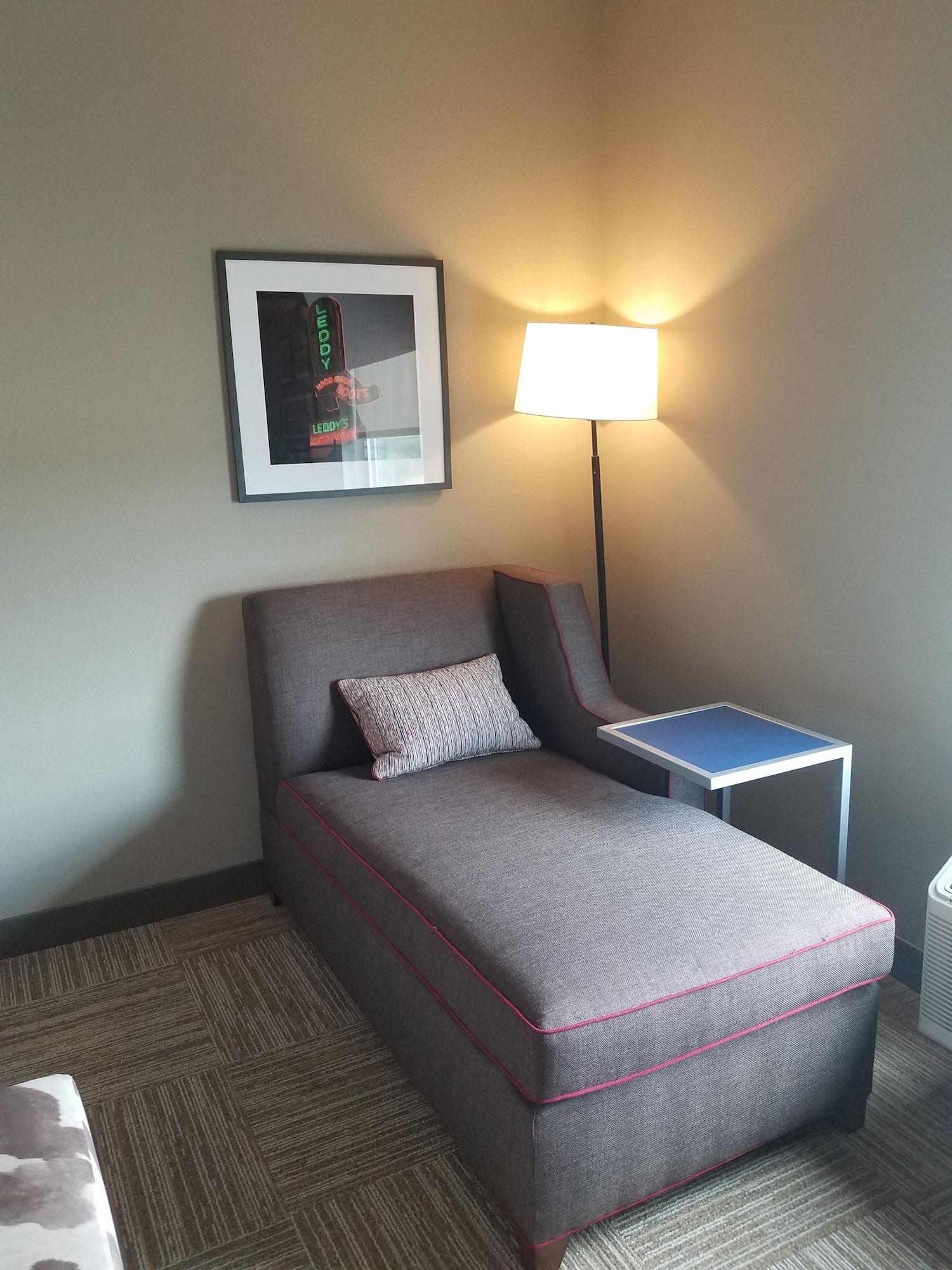Hampton By Hilton Texas Hill Country 3*
